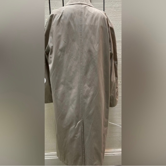 London Fog Trench_Tan Rain Long Coat Main-coat_ Zip Out Liner_40Reg - Picture 11 of 13